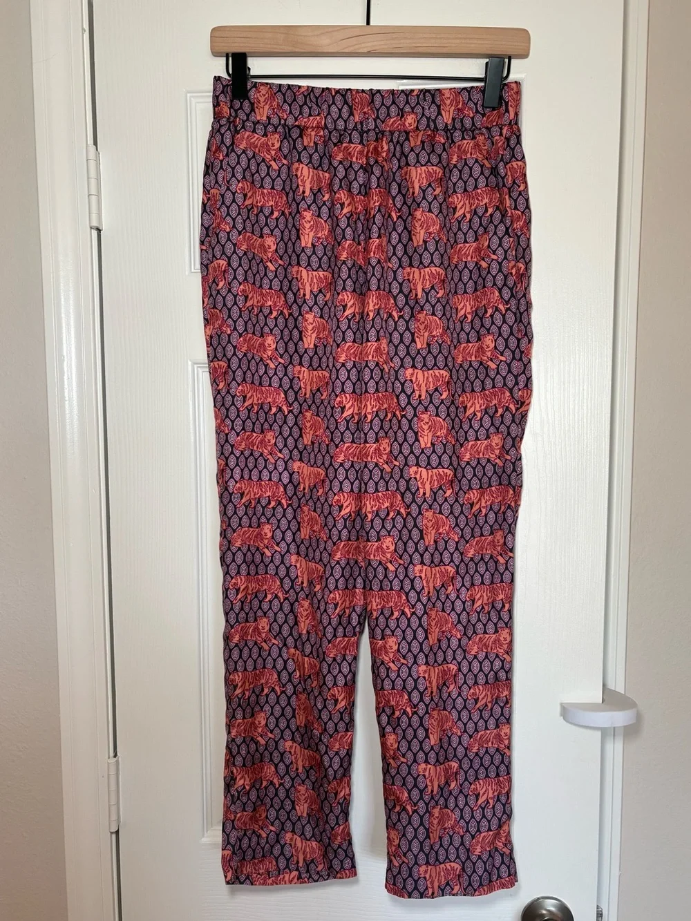 J.Crew Collection 100% Silk Roaming Tigers Print Pull-On Easy‎ Pants Size 4